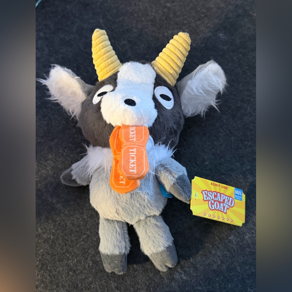 Bark box Escape Goat Plush dog Toy size M / L